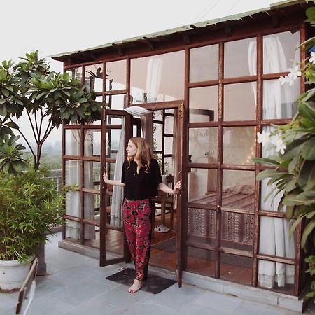 The Lazy Patio Homestay Nueva Delhi Exterior foto