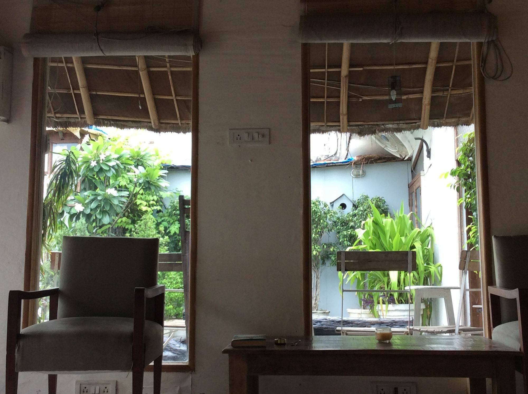 The Lazy Patio Homestay Nueva Delhi Exterior foto